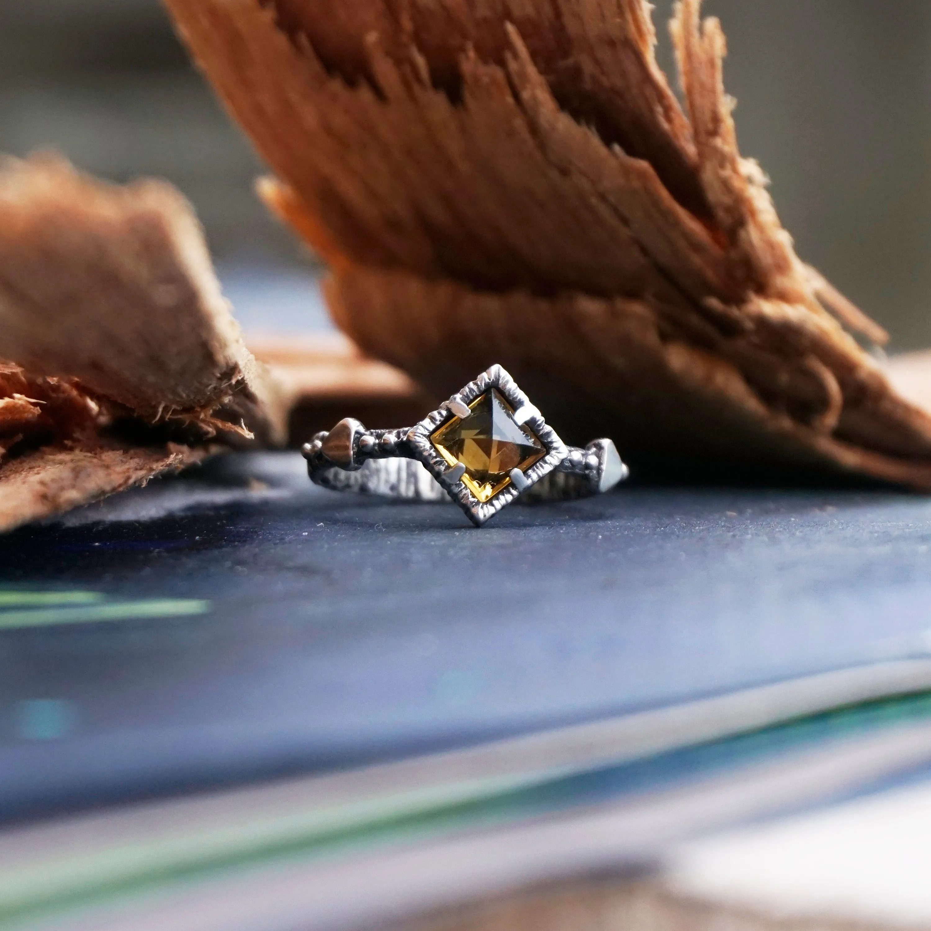 Citrine ring GOLDEN PYRAMID