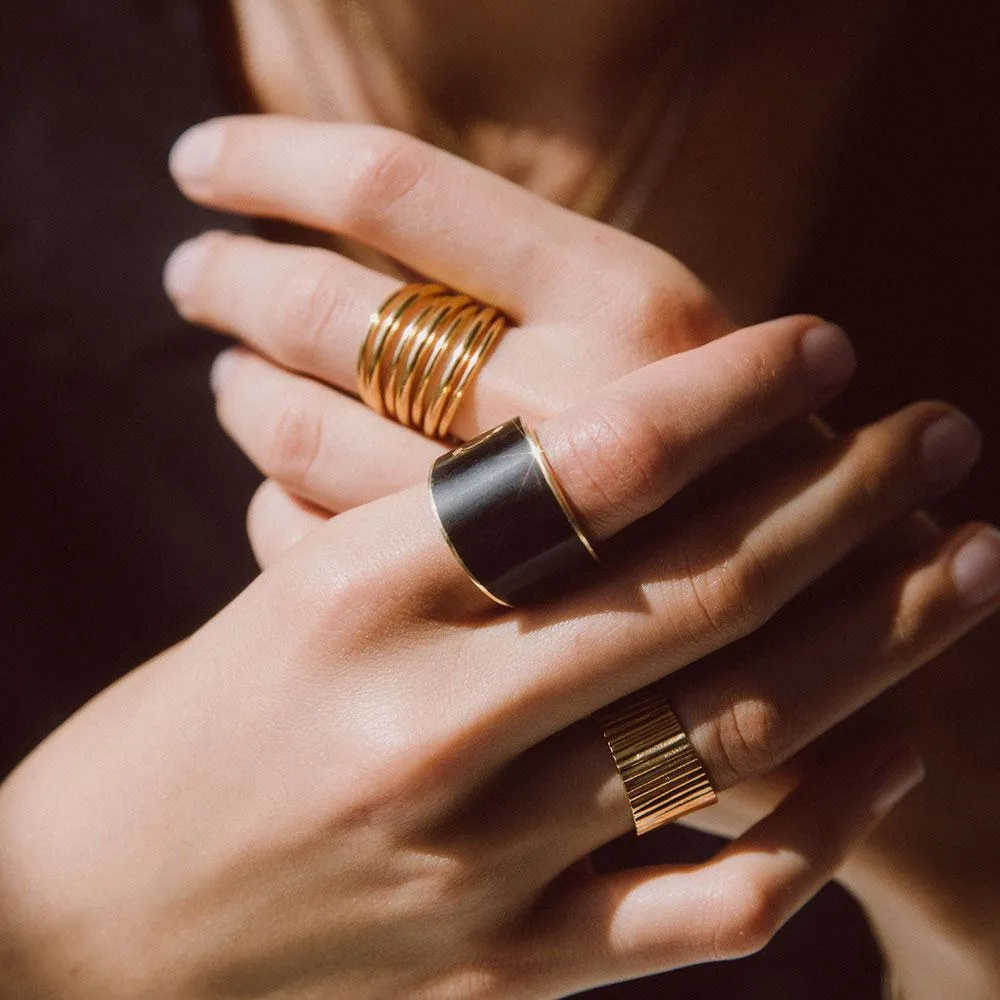 Sana Horn Band Ring