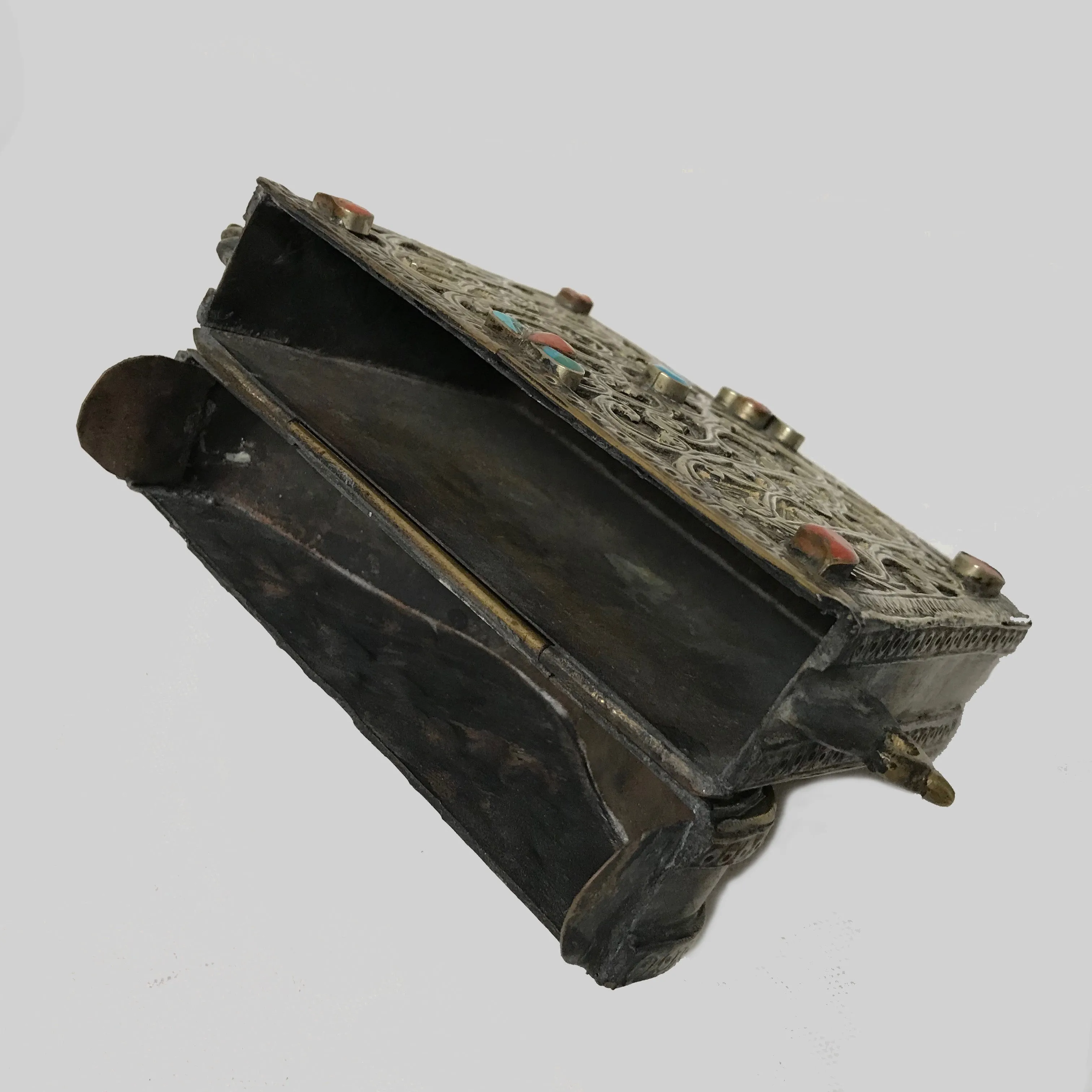 Tibetan ANTIQUE GAO PRAYER BOX