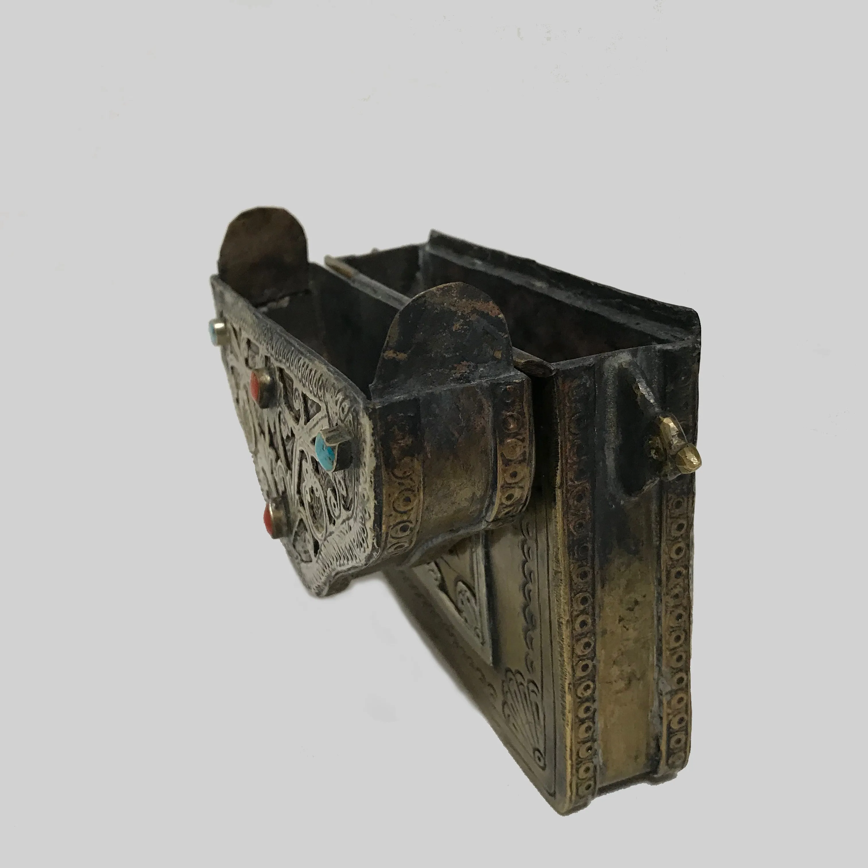 Tibetan ANTIQUE GAO PRAYER BOX